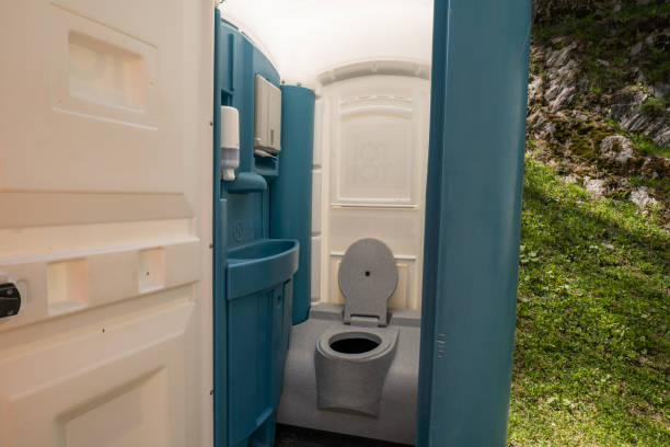 Best High-end porta potty rental  in West Hattiesburg, MS